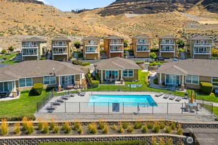 9112 Quail Run NW