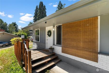 18816 Mountain View E
