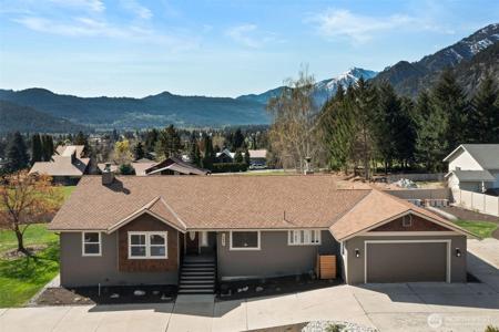 10490 Ski Hill