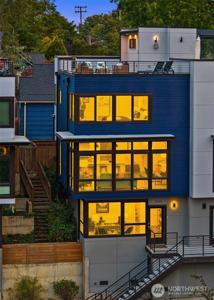 3856 21st SW