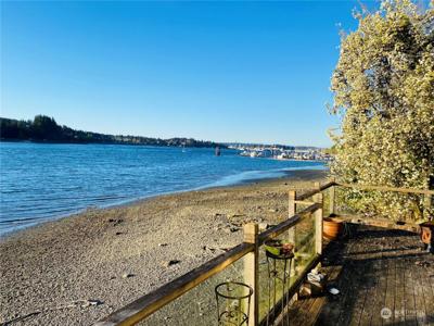 1769 Bay