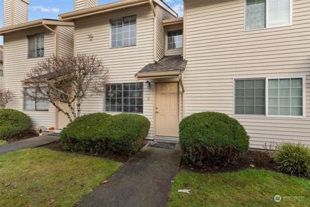 115 124th SE