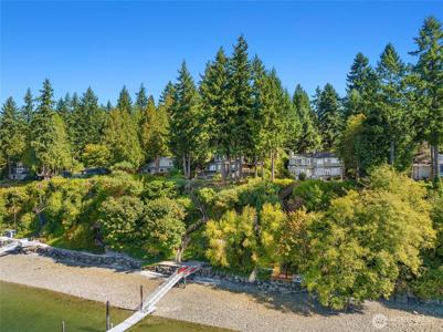 13401 Manzanita NE