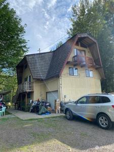 604 Stevens