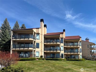 100 Lake Chelan Shores