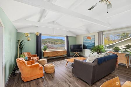401 Summit Lake Shore NW