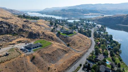 710 Riverside