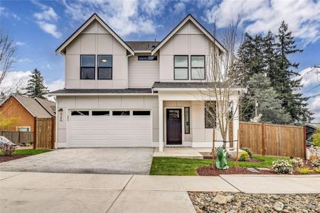 8702 Schoolway NW