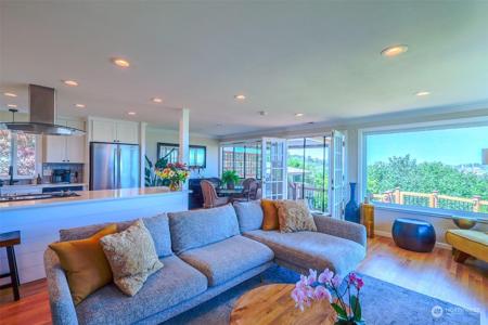 612 Othello