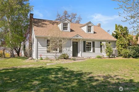 1100 Baker