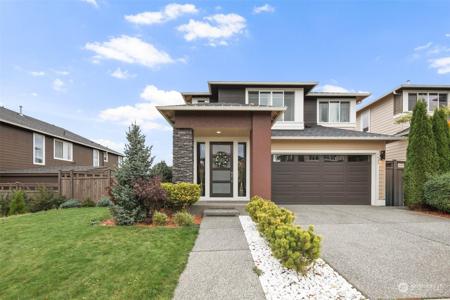 7925 9th SE