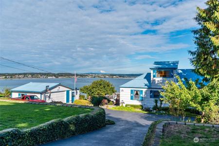 3224 Scenic Heights