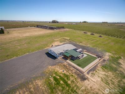22371 Rd 10 NW