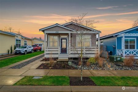 4751 Spring Brook