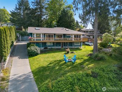 2110 256th NW
