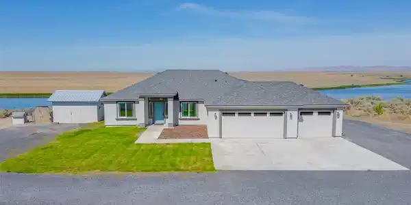 9364 Stonecrest NE
