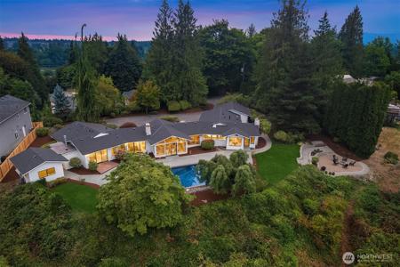 111 Rivmont