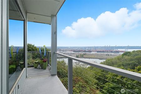1140 Browns Point