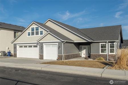 1743 Brambling Brae
