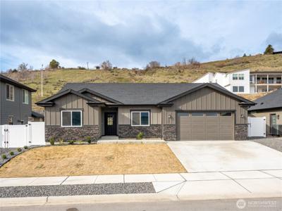 1006 Spring Mountain