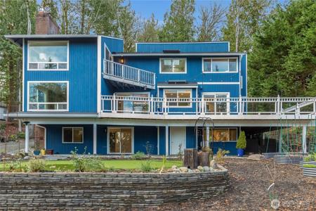 1215 293rd NE