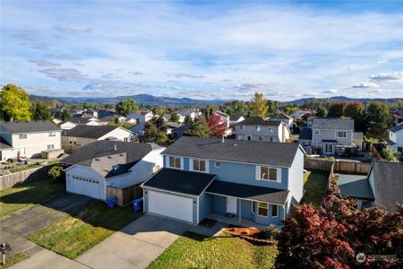 208 Williams NW