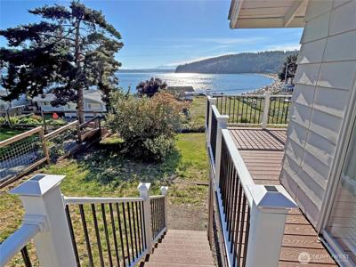 2206 Elger Beach