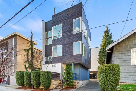 4459 Midvale N