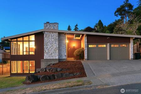 4224 Donovan