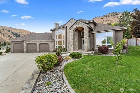 752 Castle Heights