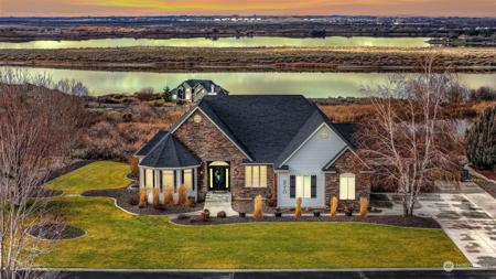 8510 Dune Lake SE