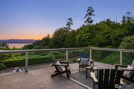 6403 146th SW