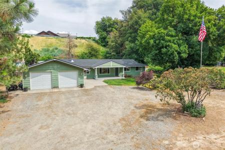 5271 Mission Creek