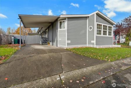 250 Holly Dr