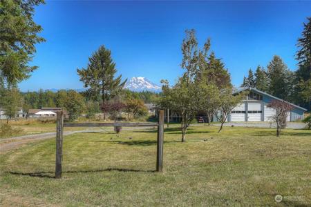 31511 41st E