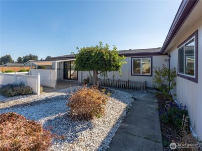 1701 Clark