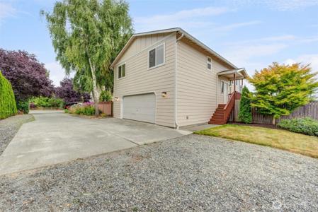 8316 14th SE