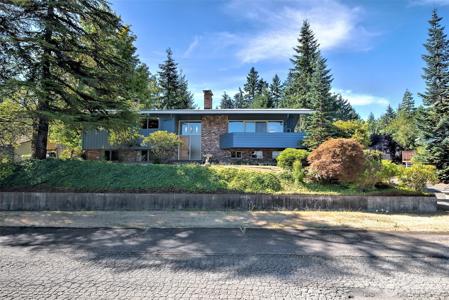 1205 Harvard