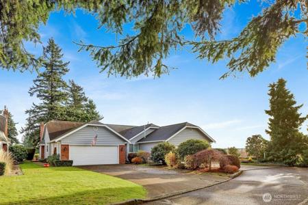 6812 Golf View