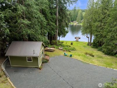 1028 Lake Roesiger