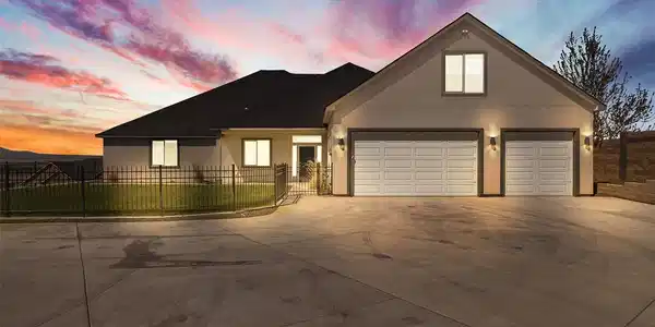 6631 Collins
