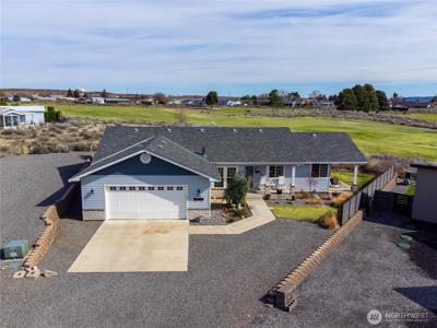 409 Apricot PL SW