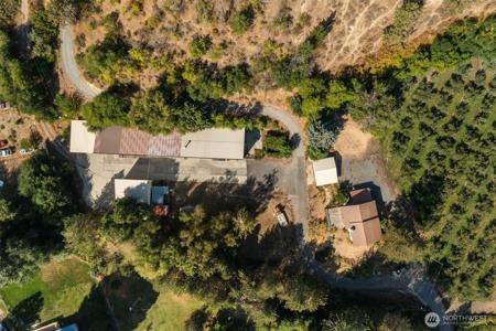 5177 Woodring Canyon