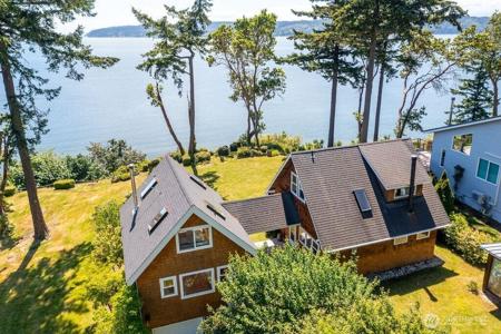 42 G Mukilteo Way