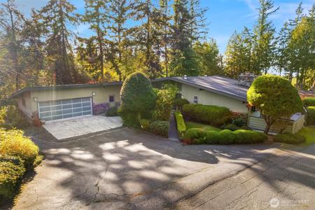 7469 174th SW