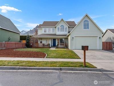 1504 Fuller