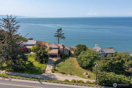 2345 W Beach