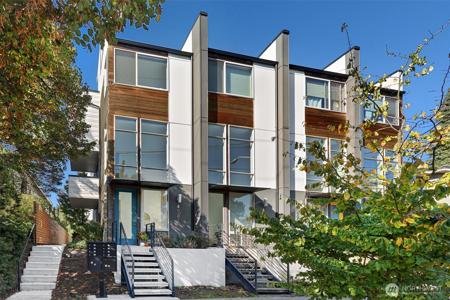 4027 California SW