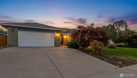 520 Cedar Wood