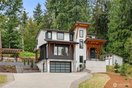2816 41st SE